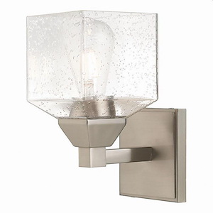 Chapman Fold - 1 Light Wall Sconce in Traditional Style - 4.75 Inches wide by 9.5 Inches high - 1122092