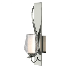 Hogarth Lea - 1 Light Wall Sconce In Traditional Style-17.5 Inches Tall and 4.8 Inches Wide - 1403441