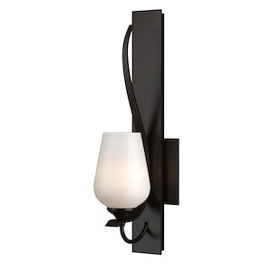 Hogarth Lea - 1 Light Wall Sconce In Traditional Style-17.5 Inches Tall and 4.8 Inches Wide - 1403967