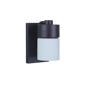 District - One Light Wall Sconce in Transitional Style - 4.75 inches wide by 7.85 inches high - 990847
