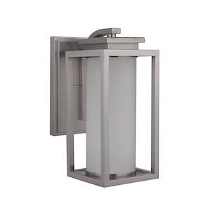 Vailridge - 10W 1 LED Outdoor Medium Wall Lantern in Transitional Style - 7.38 inches wide by 15.5 inches high - 918518