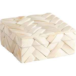 Cumberland - small Container - 6 Inches Wide by 2.75 Inches High - 844431