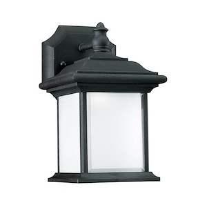 Sea Gull Lighting-Wynfield-100W One Light Outdoor Wall Lantern in Traditional Style-6 Inch wide by 9.75 Inch high - 596370