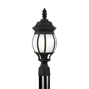 Sea Gull Lighting-Wynfield-1 Light Small Outdoor Wall Lantern in Traditional Style-6.13 Inch wide by 18.5 Inch high - 1082074