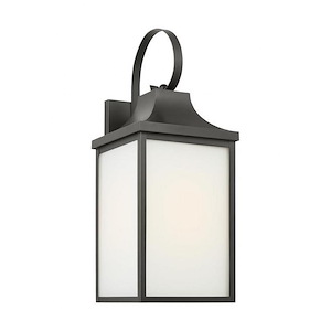 Saybrook - 1 Light Medium Wall Lantern In Traditional Style-17.25 Inches Tall and 7 Inches Wide - 1326734