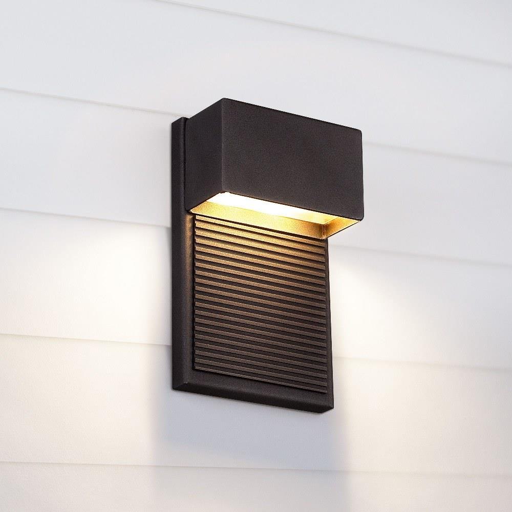 Modern Forms - WS-W2308 - Hiline-8W 1 LED Outdoor Wall Mount in ...