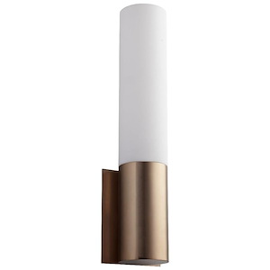 Magnum - 18.75 Inch 10.5W 120V 1 LED Wall Sconce - 1377739